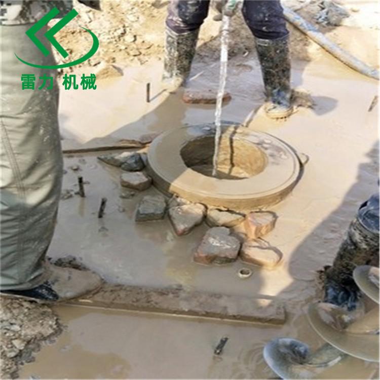 工程用的小型鉆自來水管道打孔機